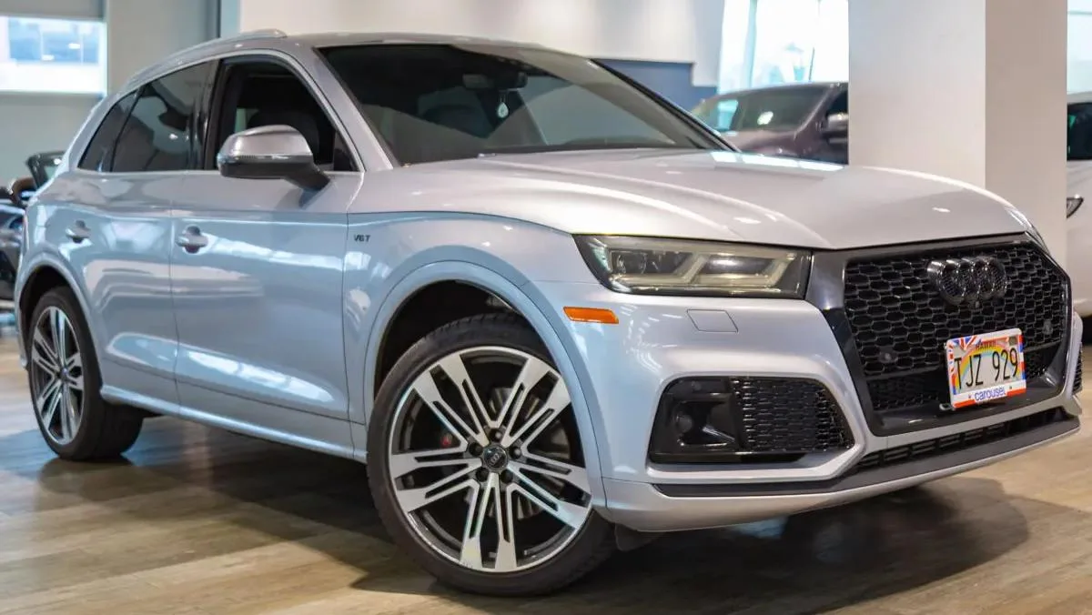 2018 Audi SQ5 Prestige from the Island Luxe fleet on Oʻahu