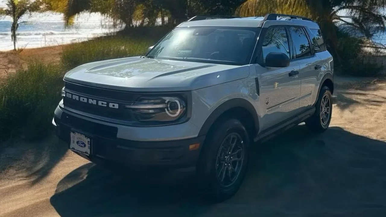 2023 Ford Bronco Sport Big Bend from the Island Luxe fleet on Oʻahu